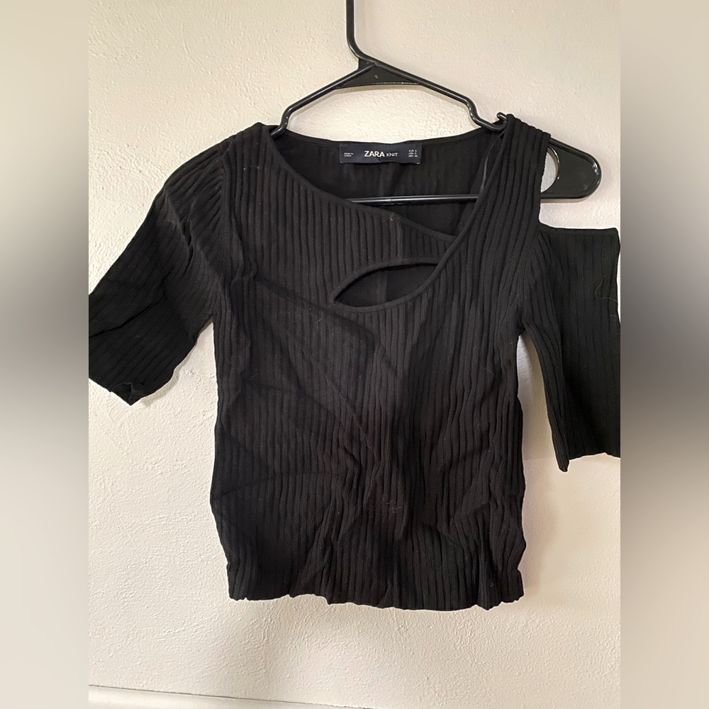 Zara Ribbed Cutout Asymmetrical Black Sweater Top